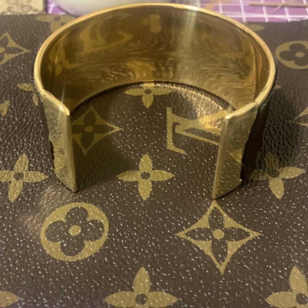 Cuff bracelet - Picture 6 of 6